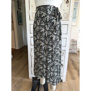 VELVET by GRAHAM & SPENCER ‘Isadora’ Viscose Floral Midi Skirt M